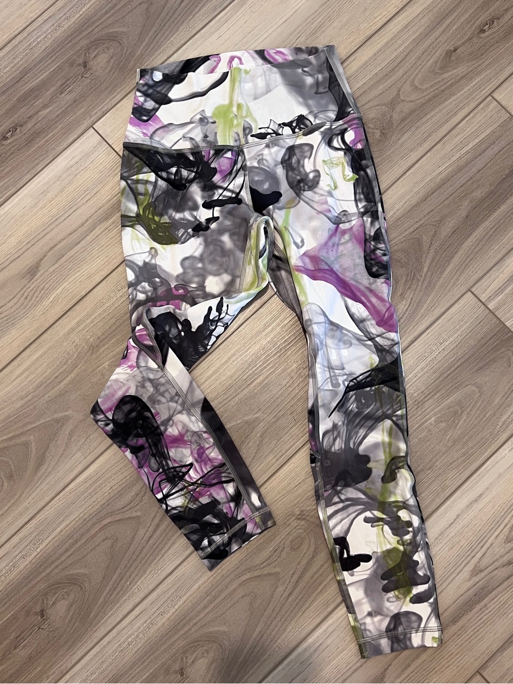Lululemon Throwback Print Align High-Rise Pant 25” Unicorn Throwback White Multi
